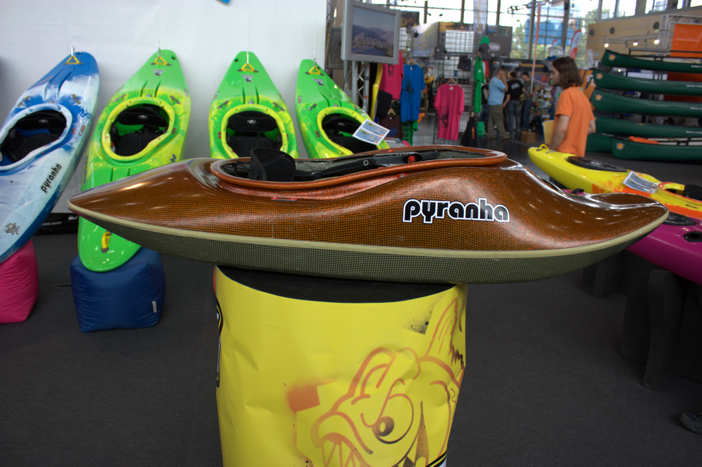 Pyranaha neues Playboat Prototype (Seite) (Kanumesse 2009)